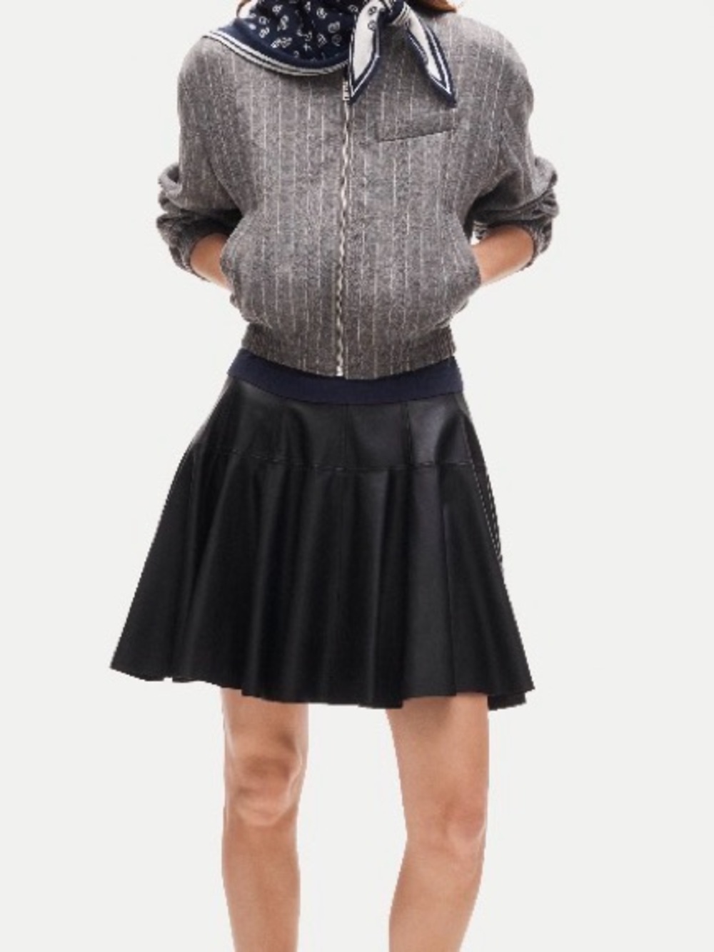 Black Wool pleated mini skirt